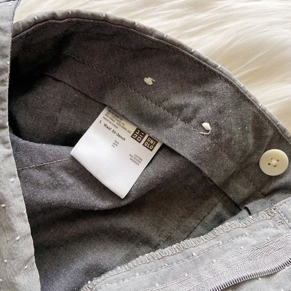 UNIQLO gray dotted shorts - Picture 5 of 5